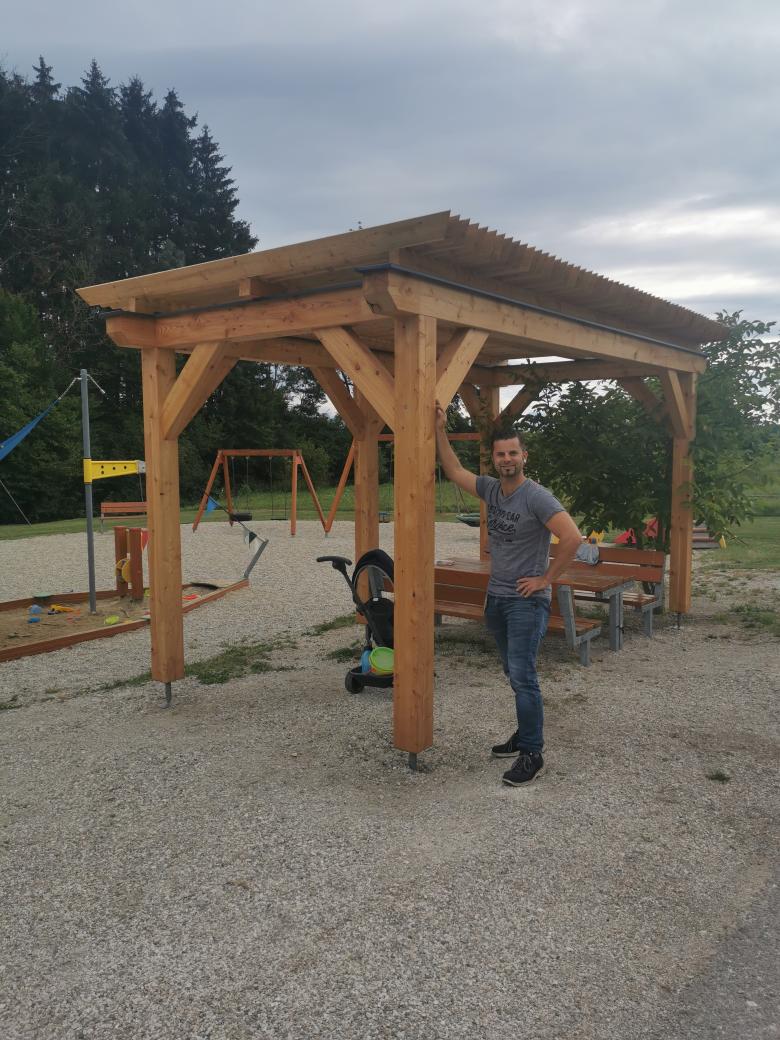Pergola für den Spielplatz